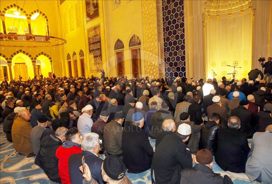 Çamlıca Camisi'nde ilk ezan okundu