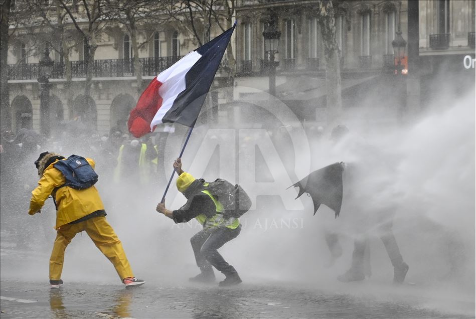 17th Yellow vest demonstration in Paris