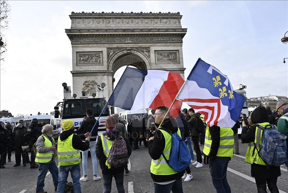 17th Yellow vest demonstration in Paris