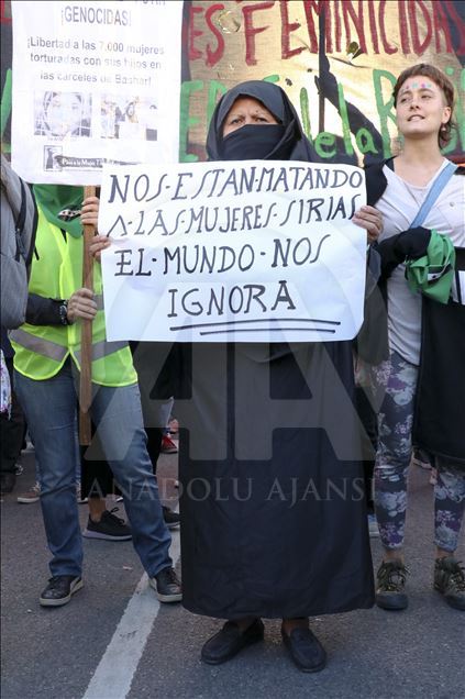 Mujeres en Buenos Aires conmemoran su día