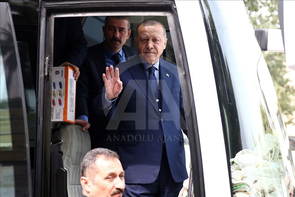 Cumhurbaşkanı Erdoğan Adana'da