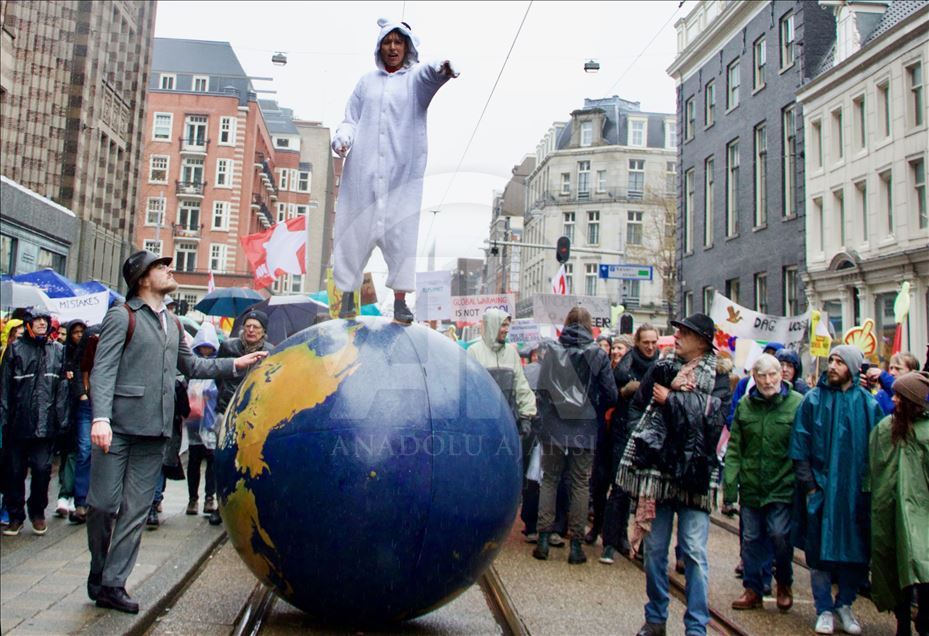 Amsterdam marcha a favor del medio ambiente