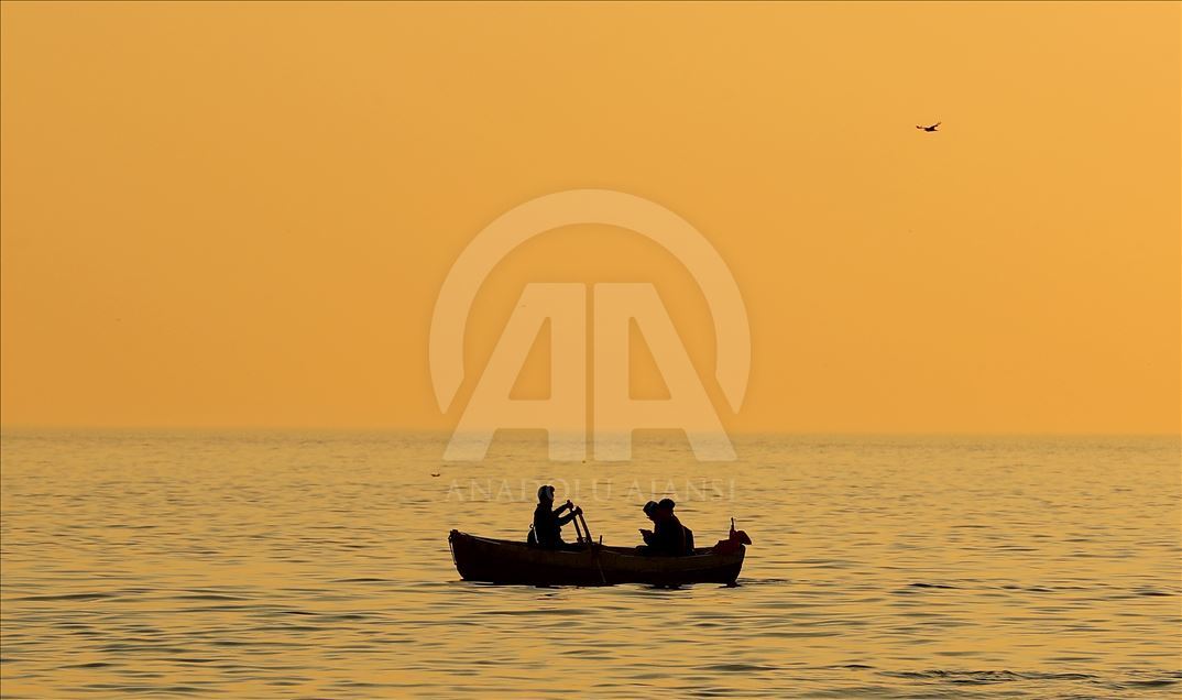 Atardecer en el Mar Negro de Turquía
