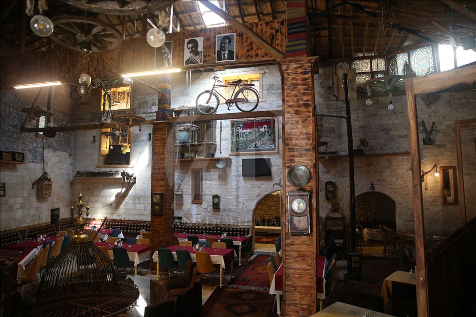Tarihi yapı, müze görünümlü restorana dönüştü