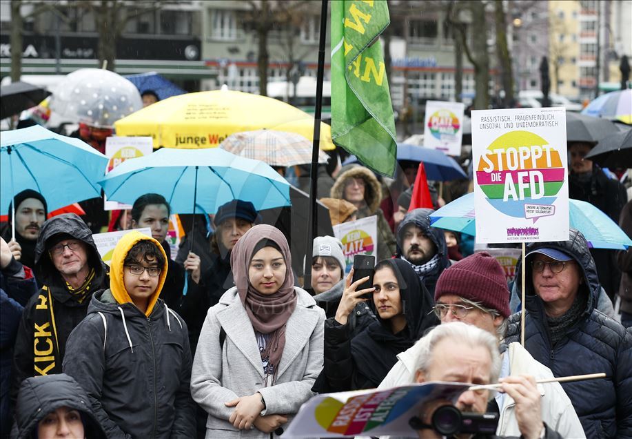 Almanya'da ırkçılık karşıtı protesto