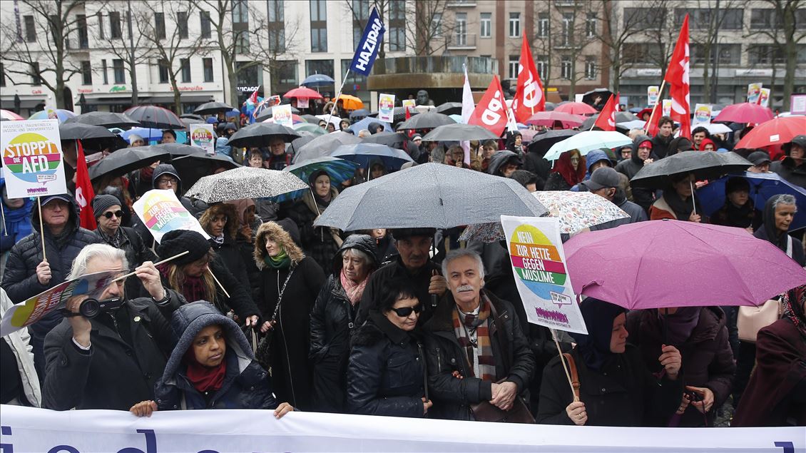 Almanya'da ırkçılık karşıtı protesto