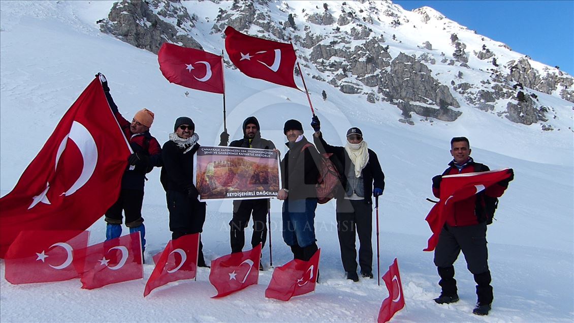Çanakkale şehitleri için Toros Dağları'na tırmandılar