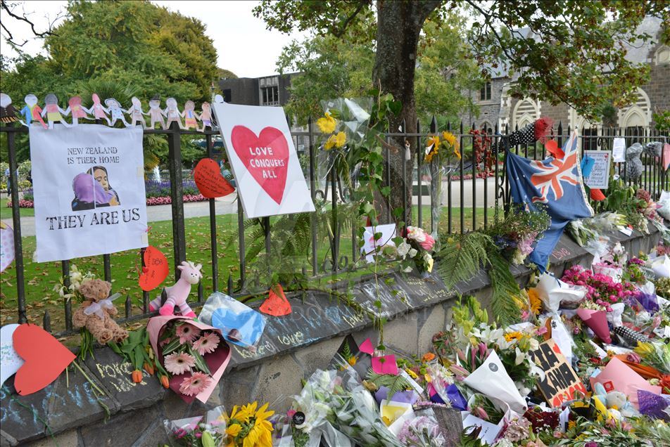 New Zealanders pay tribute to twin terror attacks victims