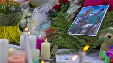 Christchurch'de lise öğrencileri terör kurbanlarını andı