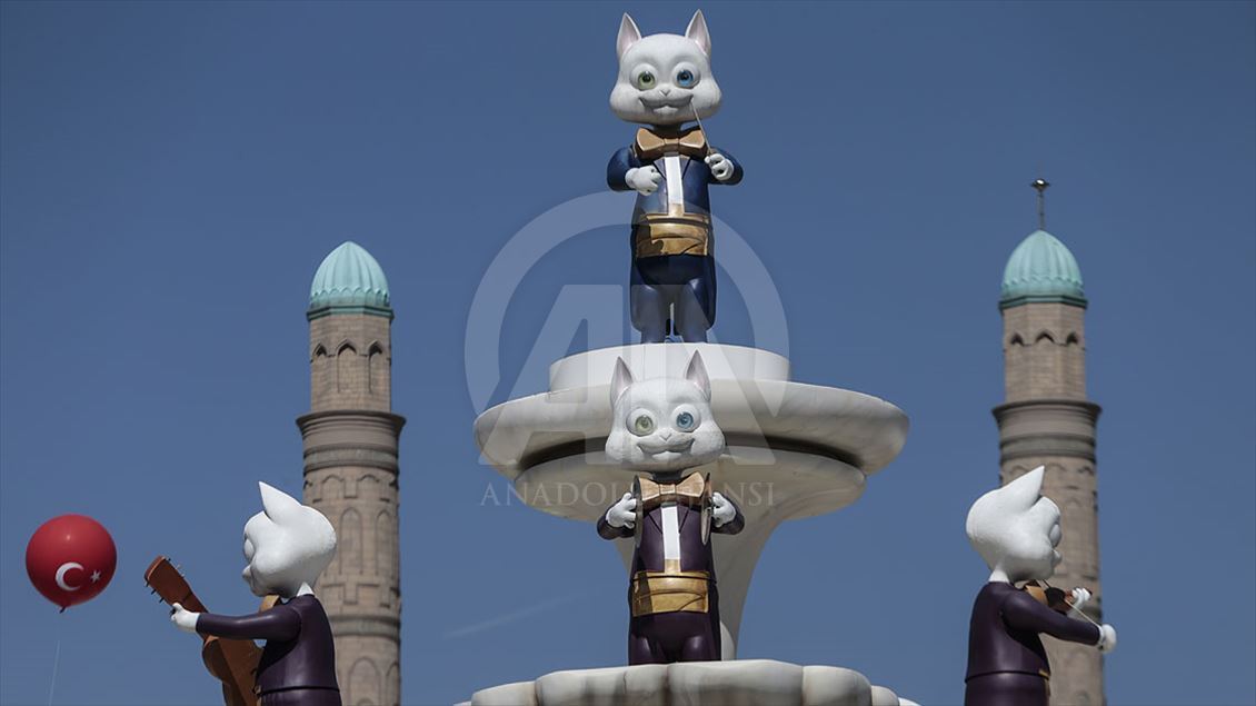 Avrupa'nın en büyük tema parkı "Wonderland Eurasia" açıldı