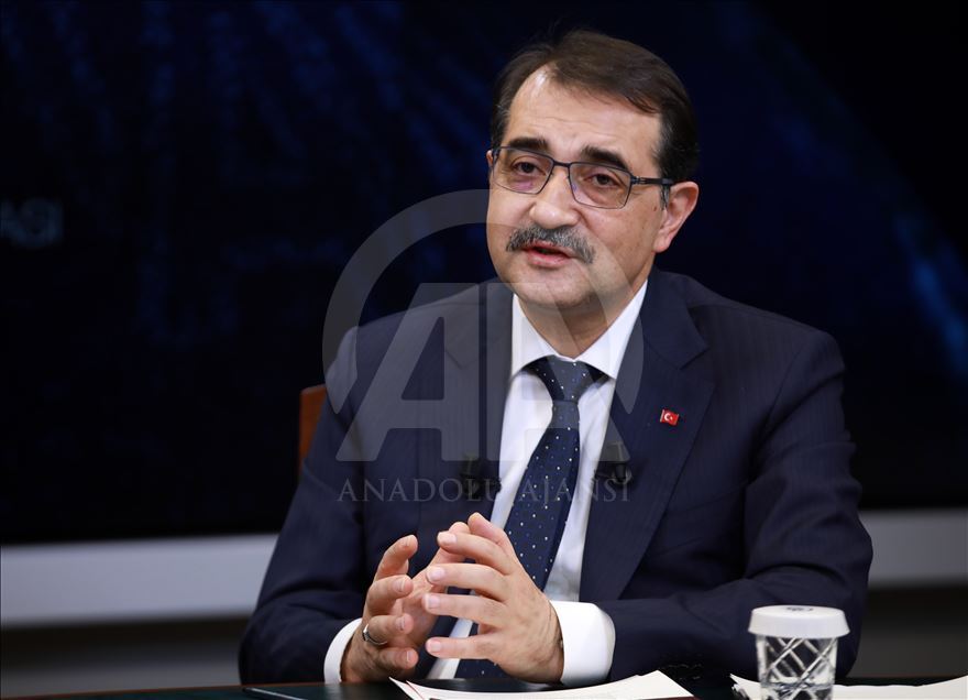 Enerji ve Tabii Kaynaklar Bakanı Dönmez, AA Editör Masası'nda