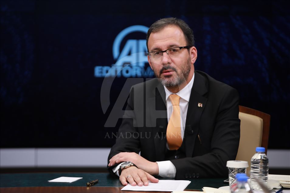 Gençlik ve Spor Bakanı Kasapoğlu, AA Editör Masası'nda
