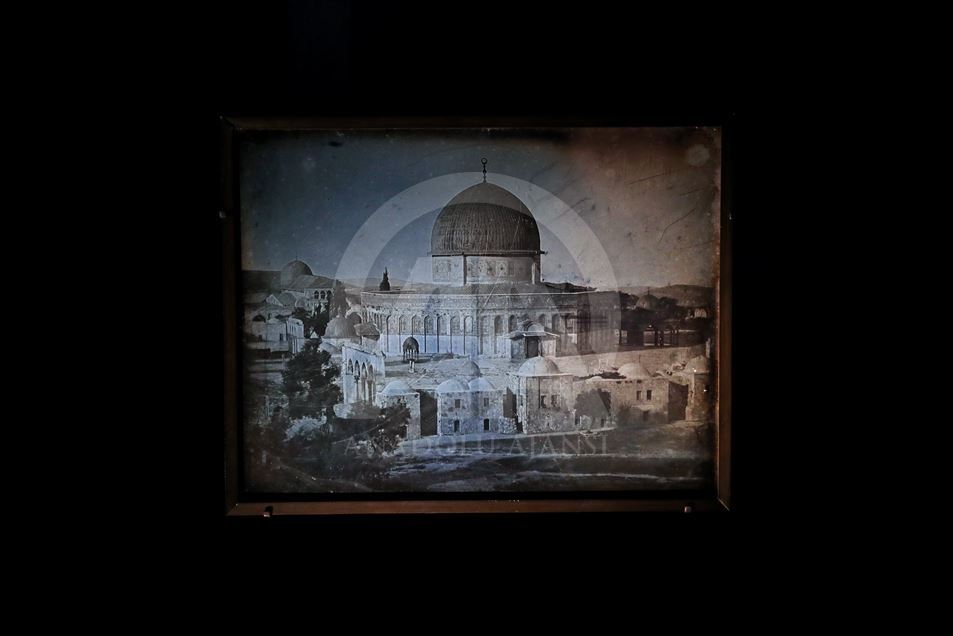 الصور الأقدم لإسطنبول تعرض في متحف بنيويورك
