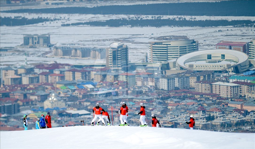 Senkronize Kayak Milli Takımı, Aspen'den umutlu