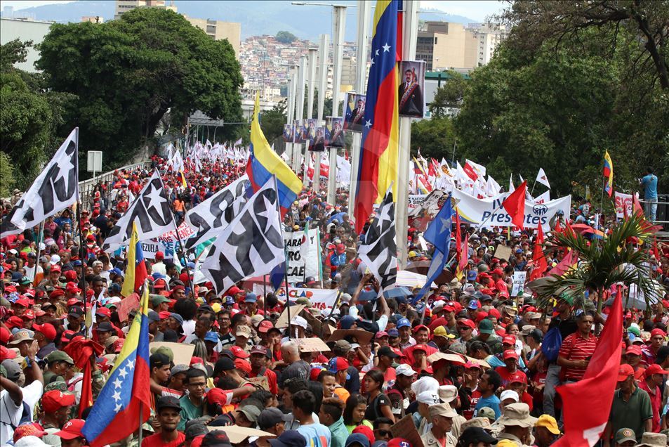 Marcha en apoyo al presidente de Venezuela en Caracas