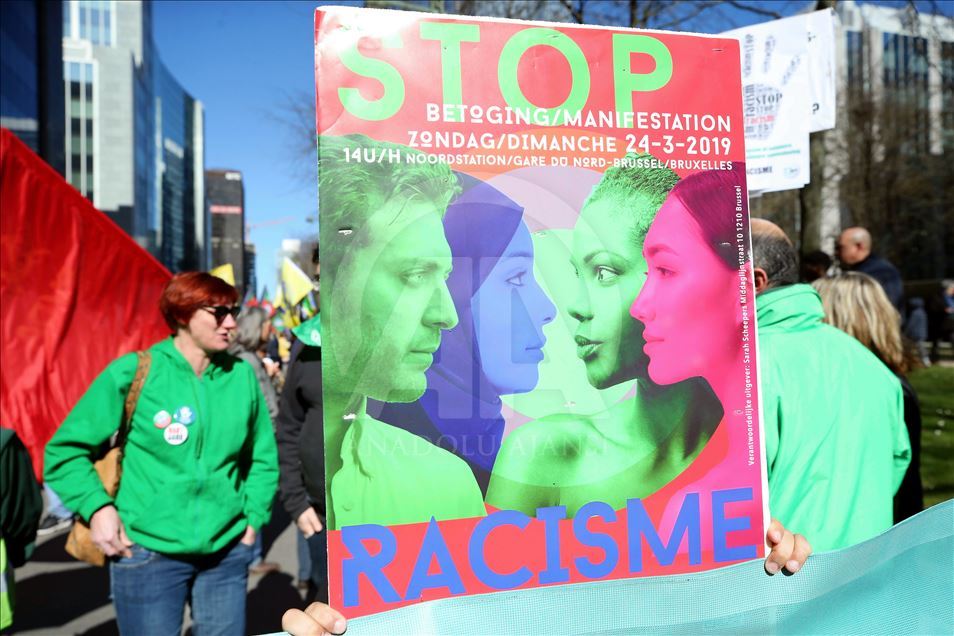 Brüksel’de ırkçılığa ve ayrımcılığa karşı gösteri