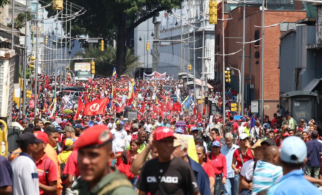 Marcha en apoyo al presidente de Venezuela en Caracas