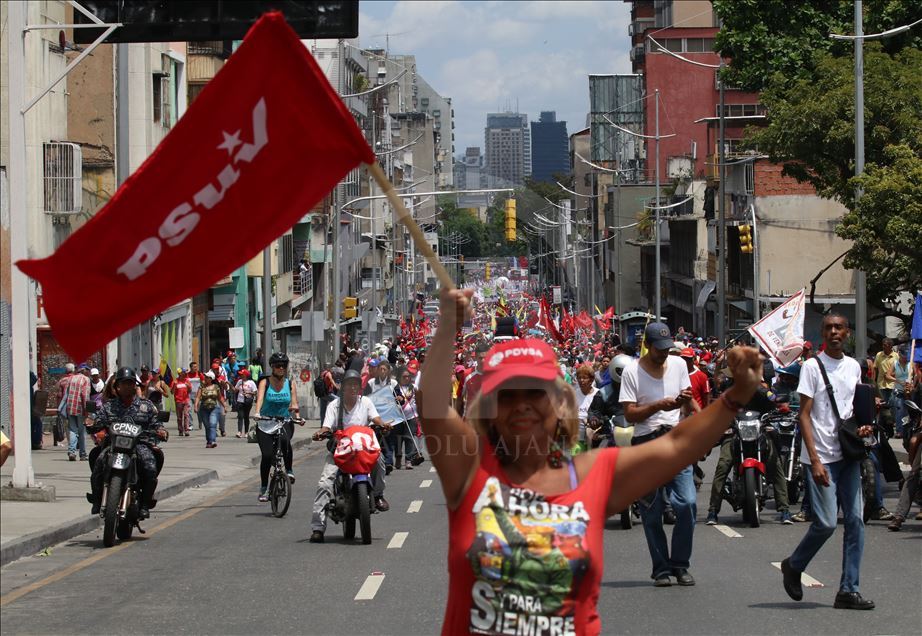 Marcha en apoyo al presidente de Venezuela en Caracas