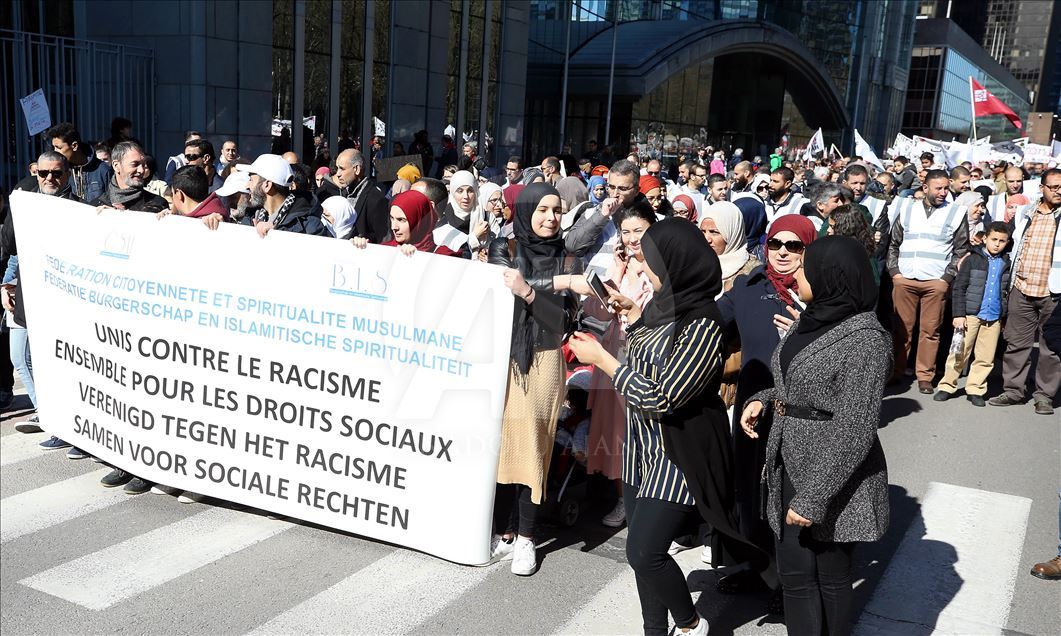 Brüksel’de ırkçılığa ve ayrımcılığa karşı gösteri