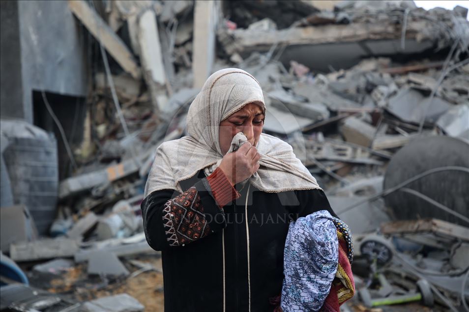 Israel continues to pound Gaza despite ceasefire