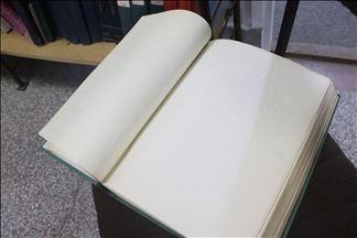 "ميلان بوديمير".. أكبر مكتبة للمكفوفين بالبلقان