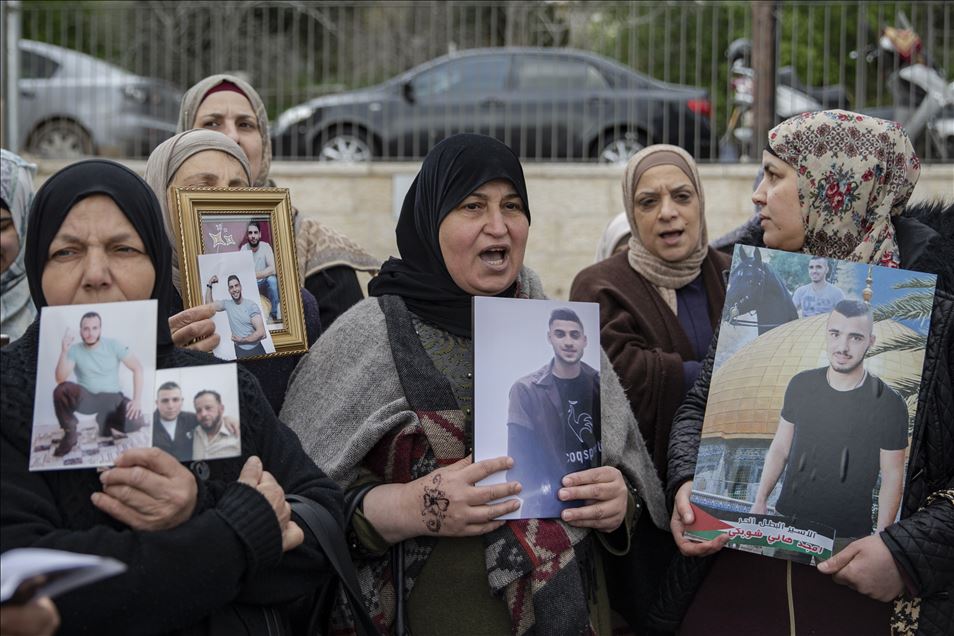 Demonstrasi warga Palestina menuntut Israel bebaskan tahanan Palestina