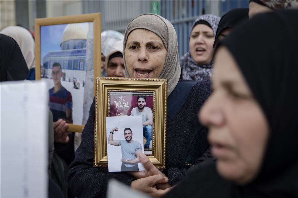 Demonstrasi warga Palestina menuntut Israel bebaskan tahanan Palestina