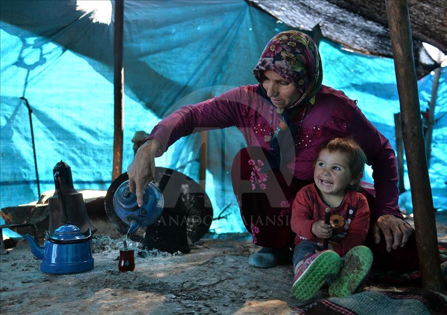 Los 'Yoruks', el pueblo nómada turco se prepara para emprender un nuevo viaje