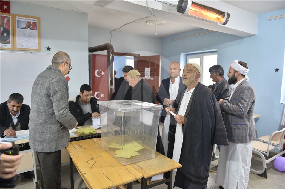 توركیا دهنگ دهدات