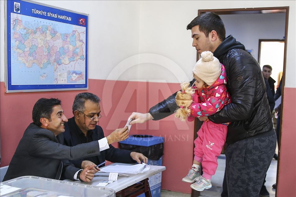Voting begins in Turkey’s local elections