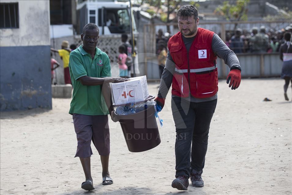 Türk Kızılay’dan Mozambik’te 233 aileye gıda yardımı