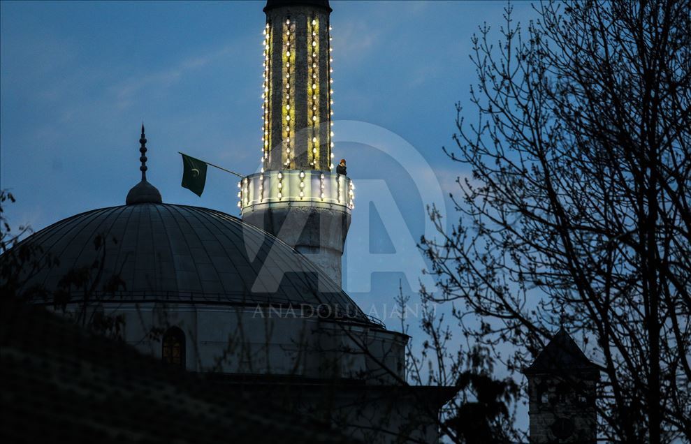 Sarajevo: Muslimani obilježavaju nastupanje mubarek noći Lejlet-ul-miradž