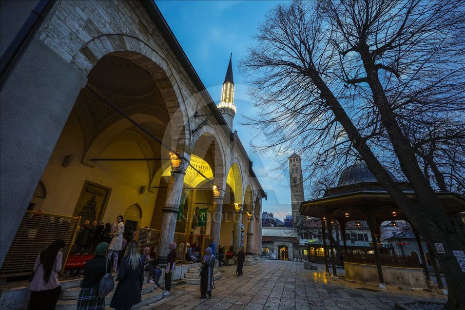 Sarajevo: Muslimani obilježavaju nastupanje mubarek noći Lejlet-ul-miradž
