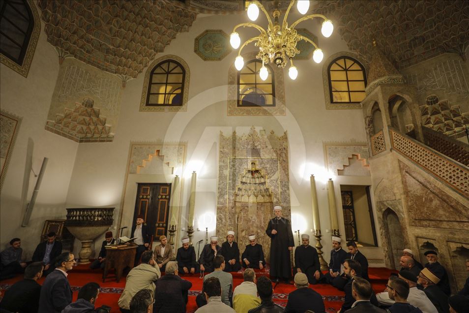 Sarajevo: Muslimani obilježavaju nastupanje mubarek noći Lejlet-ul-miradž