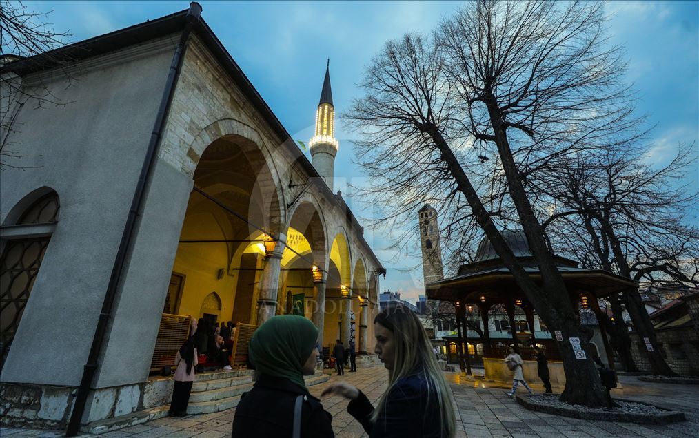 Sarajevo: Muslimani obilježavaju nastupanje mubarek noći Lejlet-ul-miradž
