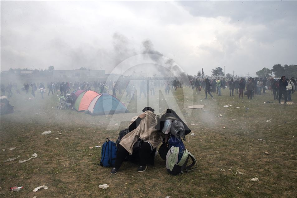 Migrantët në Greqi sërish protesta