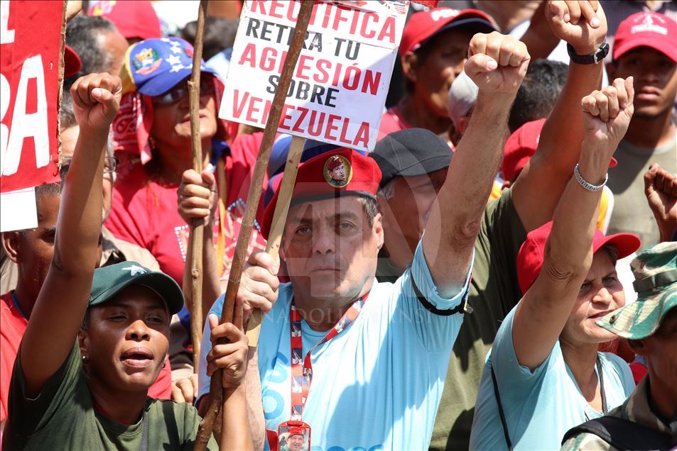 Manifestación a favor de Maduro en Caracas