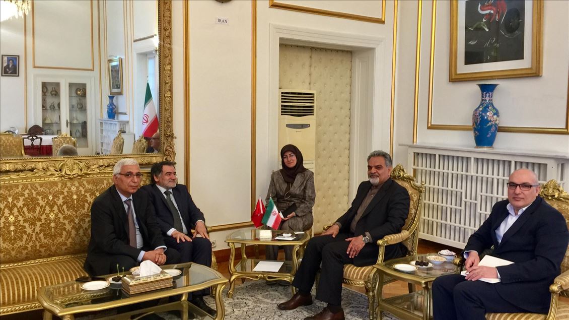 دیدار هیئت خبرگزاری آناتولی تركيه با سفیر ايران در آنکارا