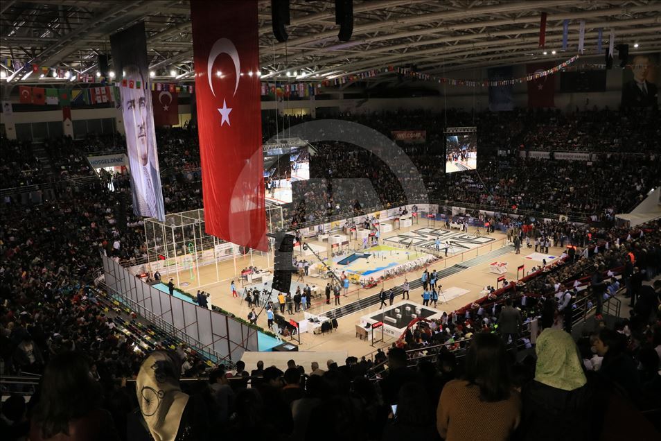 "13. Uluslararası MEB Robot Yarışması" Samsun'da başladı