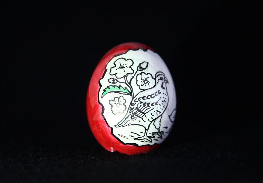 Los huevos de gallina que se convierten en obras de arte