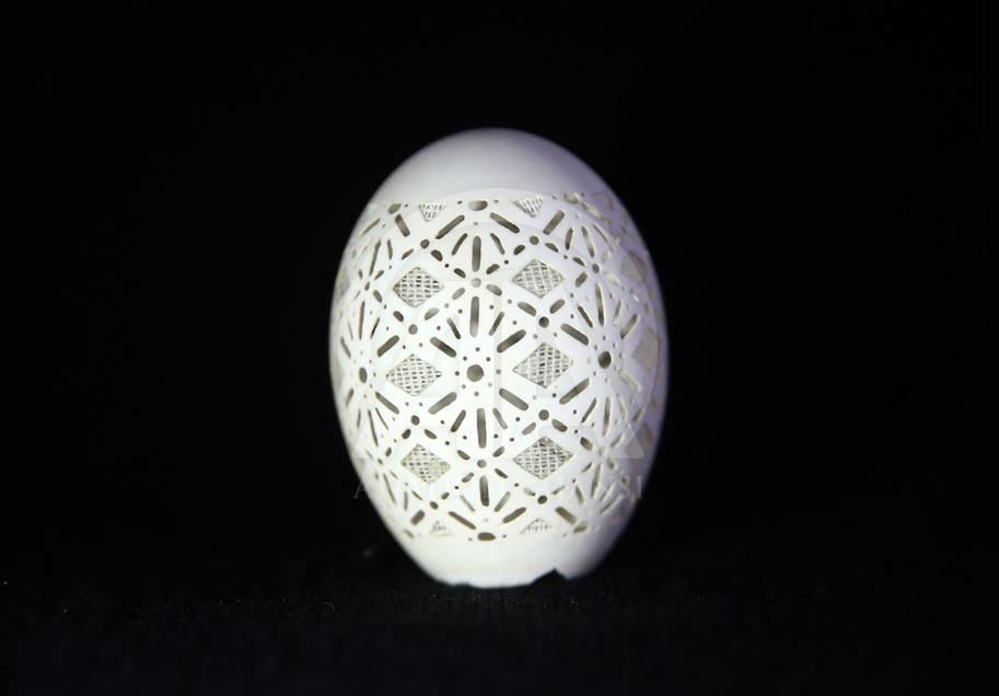 Los huevos de gallina que se convierten en obras de arte