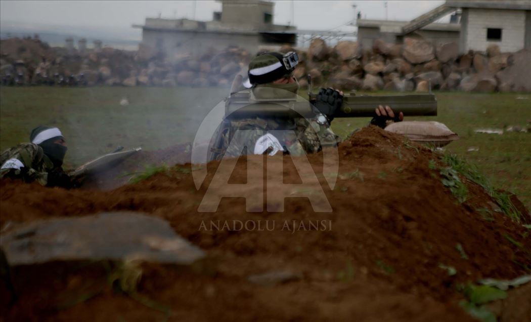 Así es el entrenamiento de los miembros del Ejército Libre Sirio