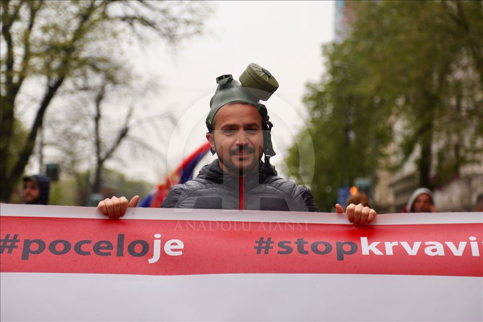 Sırbistan'da muhalefet protestosu
 