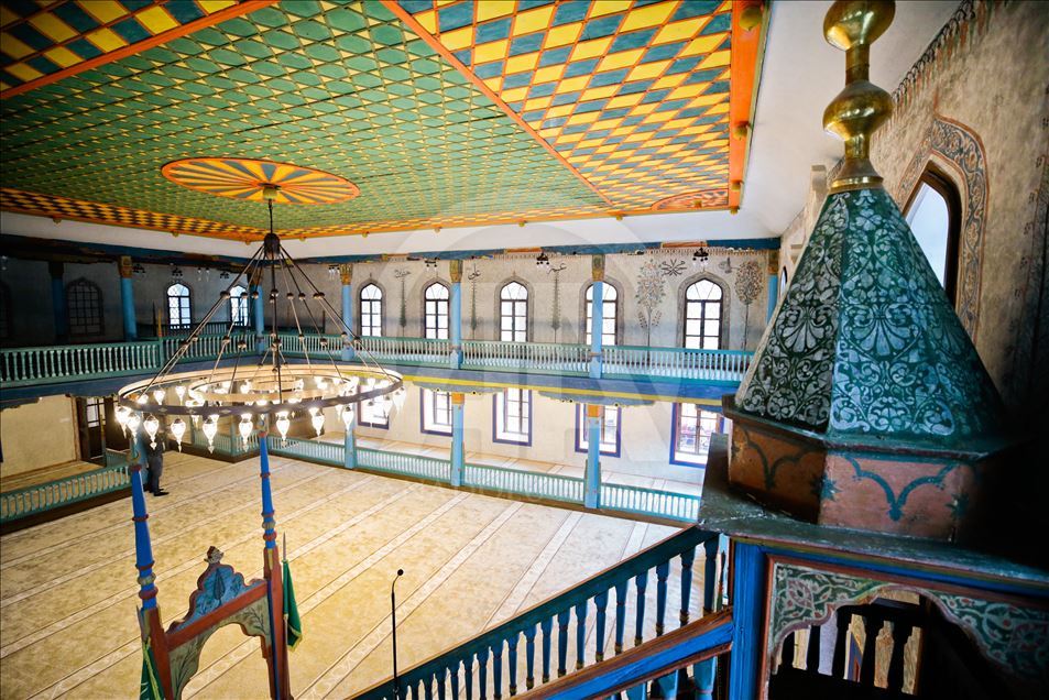 Travnička ljepotica Šarena džamija danas otvara vrata za vjernike 