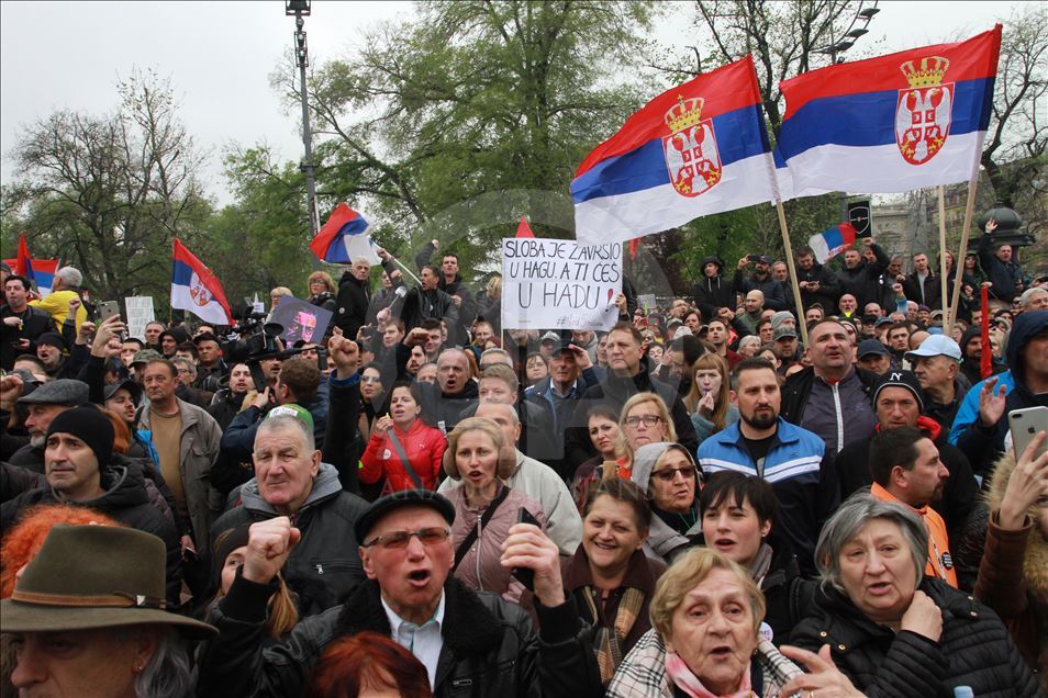 Sırbistan'da muhalefet protestosu