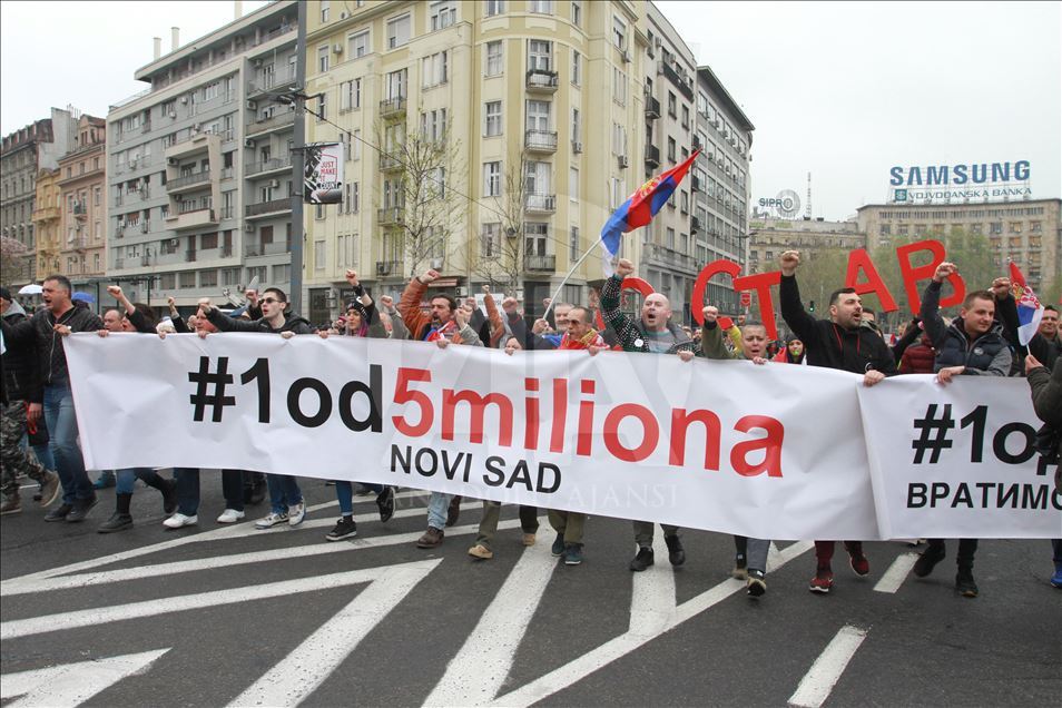 Sırbistan'da muhalefet protestosu