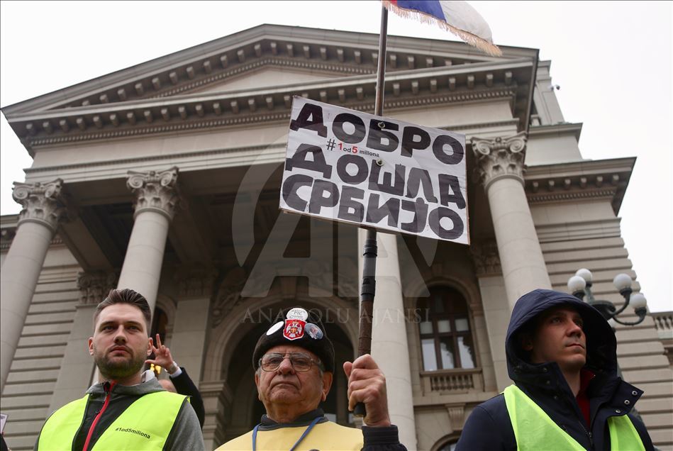 Sırbistan'da muhalefet protestosu
 