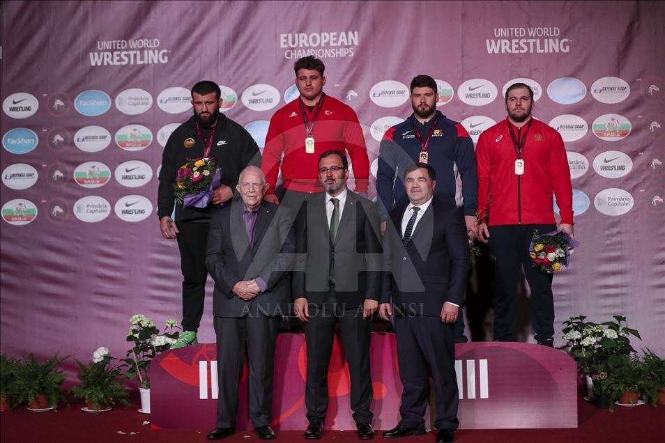 Xinhua Sports on X: Riza Kayaalp wins Turkey 2nd gold in Wuhan by  overcoming Heiki Nabi of Estonia in 130kg Greco-Roman wrestling final at  Military World Games @KayaalpRza  / X