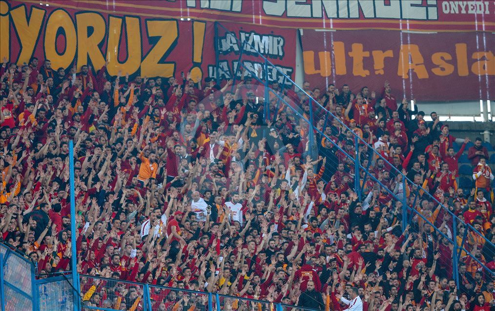 Fenerbahce vs Galatasaray : Turkish Super Lig