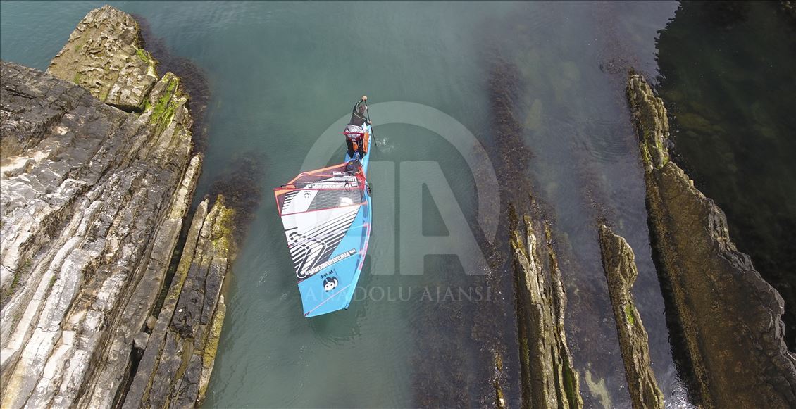 Norwegian surfer goes on a world tour with windsurf